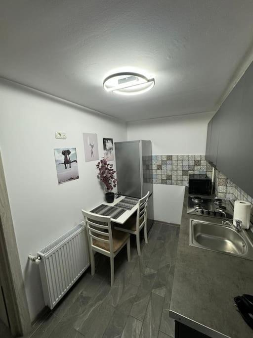Апартаменты Pico Apartament'S Брашов Экстерьер фото